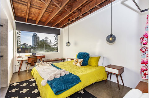 The Pink Hotel Coolangatta - Maitland Accommodation 17