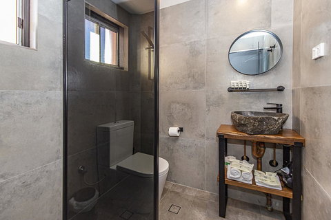 The Pink Hotel Coolangatta - Maitland Accommodation 25