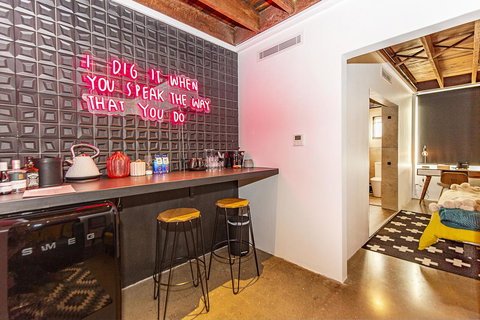 The Pink Hotel Coolangatta - Maitland Accommodation 20