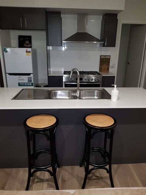 Adwaga Lodge - Maitland Accommodation 9