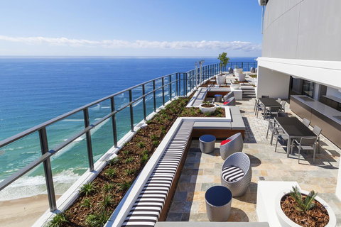 Rhapsody Resort - Official - Maitland Accommodation 36