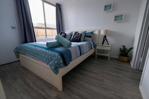 Sanctuary Beach Retreat - Maitland Accommodation 1
