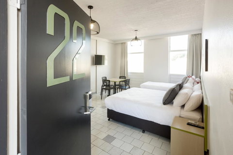 Nightcap At Emerald Star Hotel - Maitland Accommodation 26