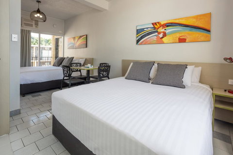 Nightcap At Emerald Star Hotel - Maitland Accommodation 16