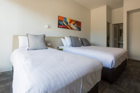 Nightcap At Emerald Star Hotel - Maitland Accommodation 1