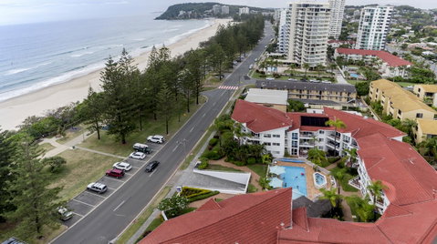 Le Beach Apartments - Maitland Accommodation 5