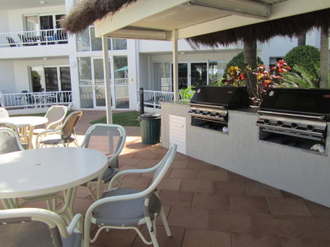 Le Beach Apartments - Maitland Accommodation 15