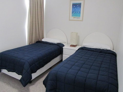 Le Beach Apartments - Maitland Accommodation 23