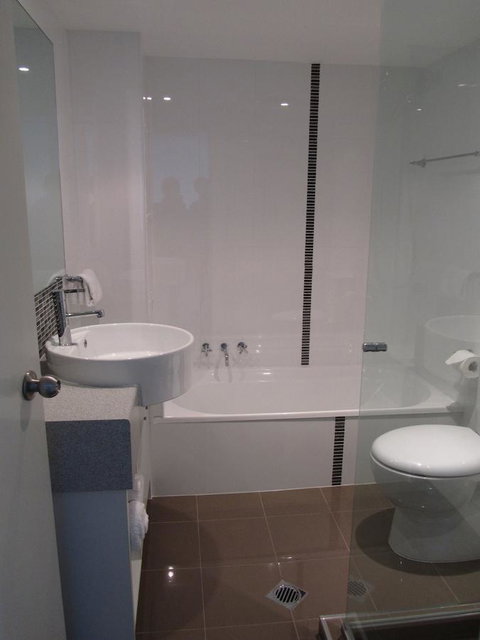 Le Beach Apartments - Maitland Accommodation 14