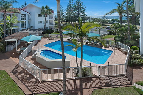 Le Beach Apartments - Maitland Accommodation 1