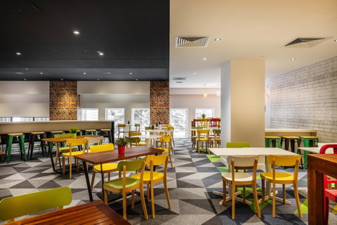 Ibis Styles Brisbane Elizabeth Street - Maitland Accommodation 23