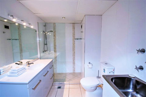 Seacrest Beachfront Apartments Surfers Paradise - Maitland Accommodation 15