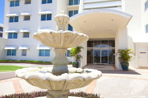 Regency On The Beach - Maitland Accommodation 15