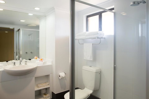 Palm Royale Cairns - Maitland Accommodation 30