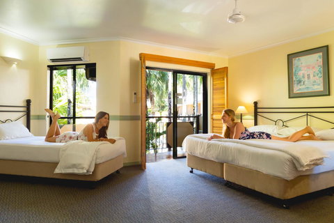 Palm Royale Cairns - Maitland Accommodation 22