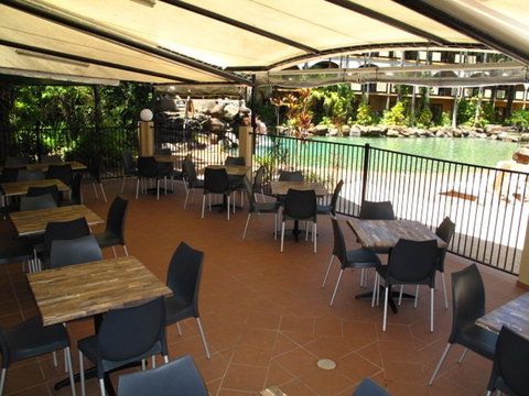 Palm Royale Cairns - Maitland Accommodation 7