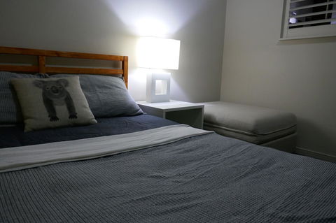 Towers Of Chevron - Private Apartment - Maitland Accommodation 6