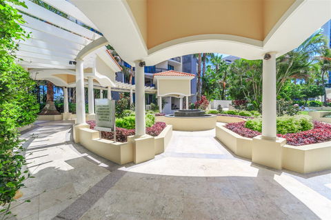 Towers Of Chevron - Private Apartment - Maitland Accommodation 15