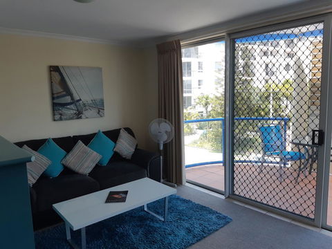 Surfers Beach Resort One - Maitland Accommodation 13