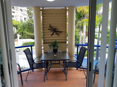 Surfers Beach Resort One - Maitland Accommodation 5