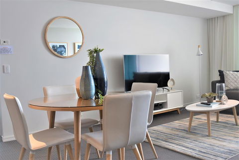 Gold Coast Private Apartments - H Residences, Surfers Paradise - Maitland Accommodation 8