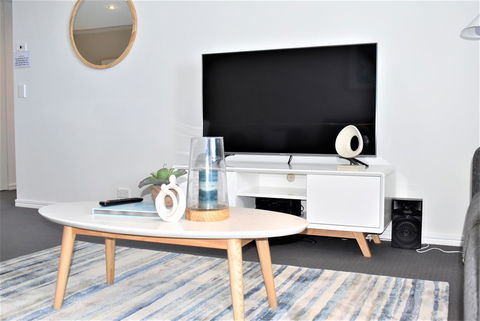 Gold Coast Private Apartments - H Residences, Surfers Paradise - Maitland Accommodation 14