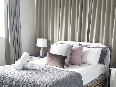 Oceania On Burleigh Beach - Maitland Accommodation 7