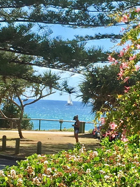 Oceania On Burleigh Beach - Maitland Accommodation 25