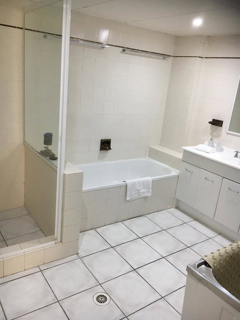 Oceania On Burleigh Beach - Maitland Accommodation 37