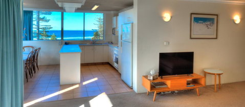Oceania On Burleigh Beach - Maitland Accommodation 2