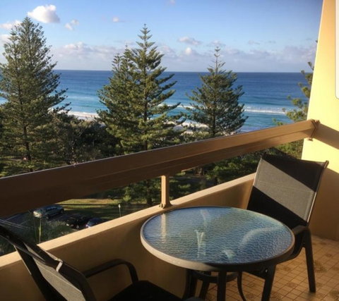 Oceania On Burleigh Beach - Maitland Accommodation 4