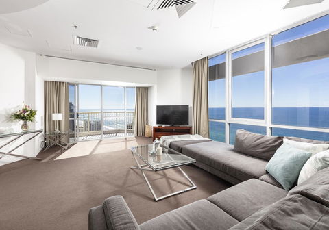 Novotel Surfers Paradise - Maitland Accommodation 3