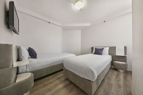 Novotel Surfers Paradise - Maitland Accommodation 23