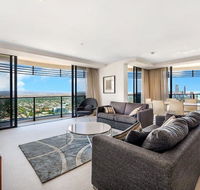 Luxury 3 Bedroom in heart of Broadbeach - Maitland Accommodation