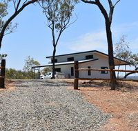 Ironbark House - Maitland Accommodation