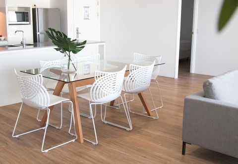 Circle On Cavill - Gclr - Maitland Accommodation 14