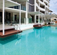 Waters Edge Apartment Cairns - Maitland Accommodation
