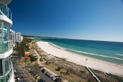 Reflection On The Sea - Maitland Accommodation 19