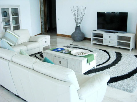 Reflection On The Sea - Maitland Accommodation 42