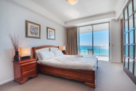 Reflection On The Sea - Maitland Accommodation 9