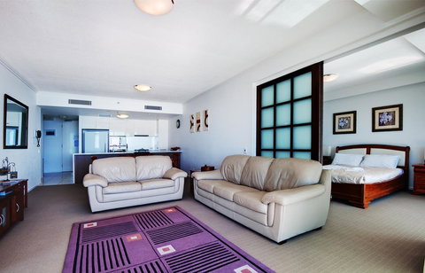 Reflection On The Sea - Maitland Accommodation 37