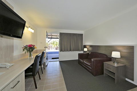 Smart Motels Bert Hinkler - Maitland Accommodation 29