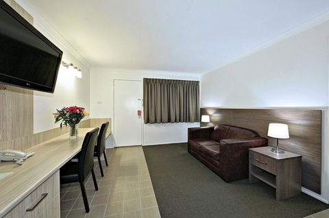 Smart Motels Bert Hinkler - Maitland Accommodation 30