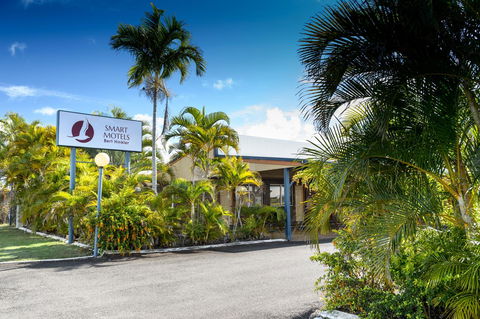 Smart Motels Bert Hinkler - Maitland Accommodation 1
