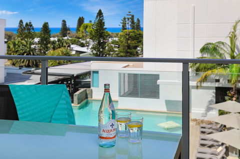 Element On Coolum Beach - Maitland Accommodation 12