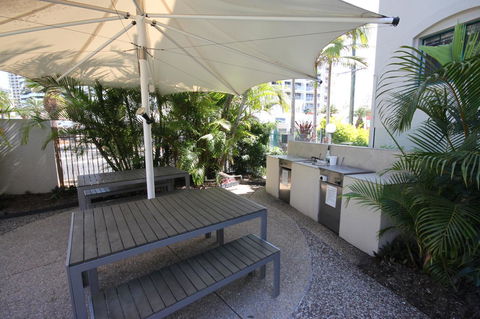 Aruba Beach Resort - Maitland Accommodation 11