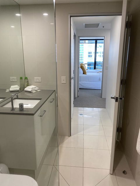 Circle On Cavill 2, 3, 4 & 5 Bedroom SkyHomes & SUB PENTHOUSES By Gold Coast Holidays - Maitland Accommodation 2