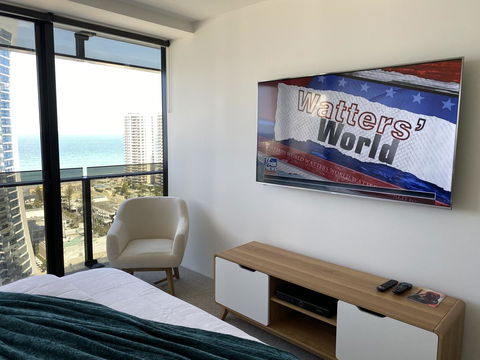 Circle On Cavill 2, 3, 4 & 5 Bedroom SkyHomes & SUB PENTHOUSES By Gold Coast Holidays - Maitland Accommodation 12