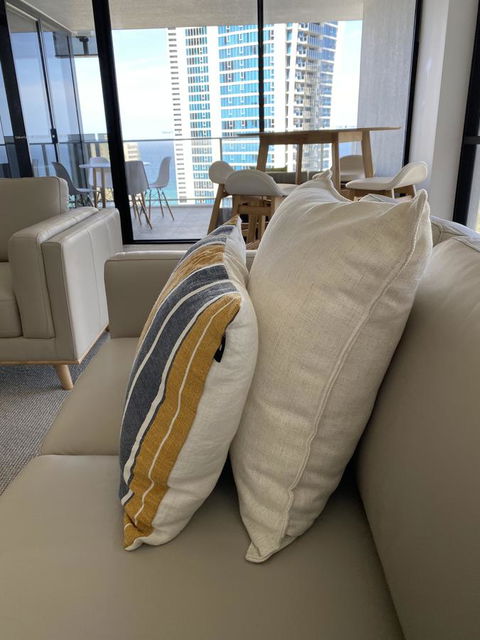 Circle On Cavill 2, 3, 4 & 5 Bedroom SkyHomes & SUB PENTHOUSES By Gold Coast Holidays - Maitland Accommodation 1