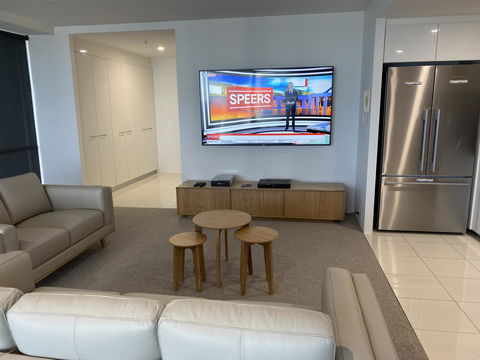 Circle On Cavill 2, 3, 4 & 5 Bedroom SkyHomes & SUB PENTHOUSES By Gold Coast Holidays - Maitland Accommodation 20
